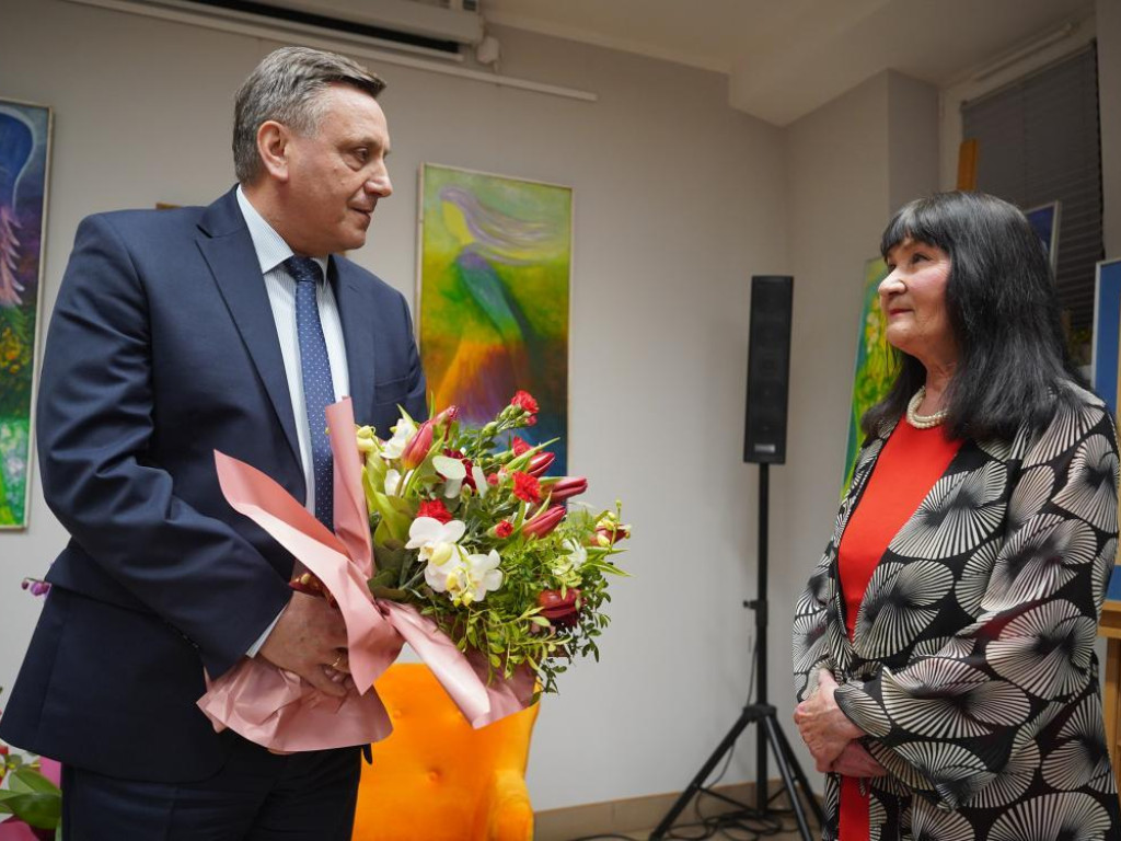55 lat pracy twórczej Stanisławy Sierant - walentynkowy wernisaż