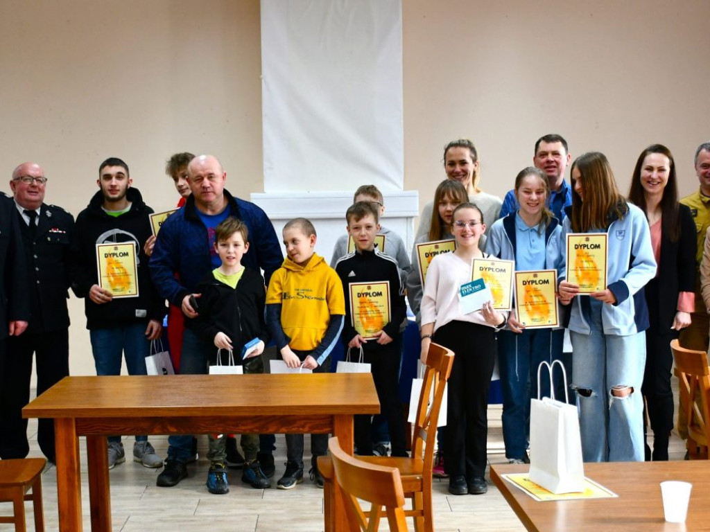 Młodzież zapobiega pożarom - turniej wiedzy pożarniczej