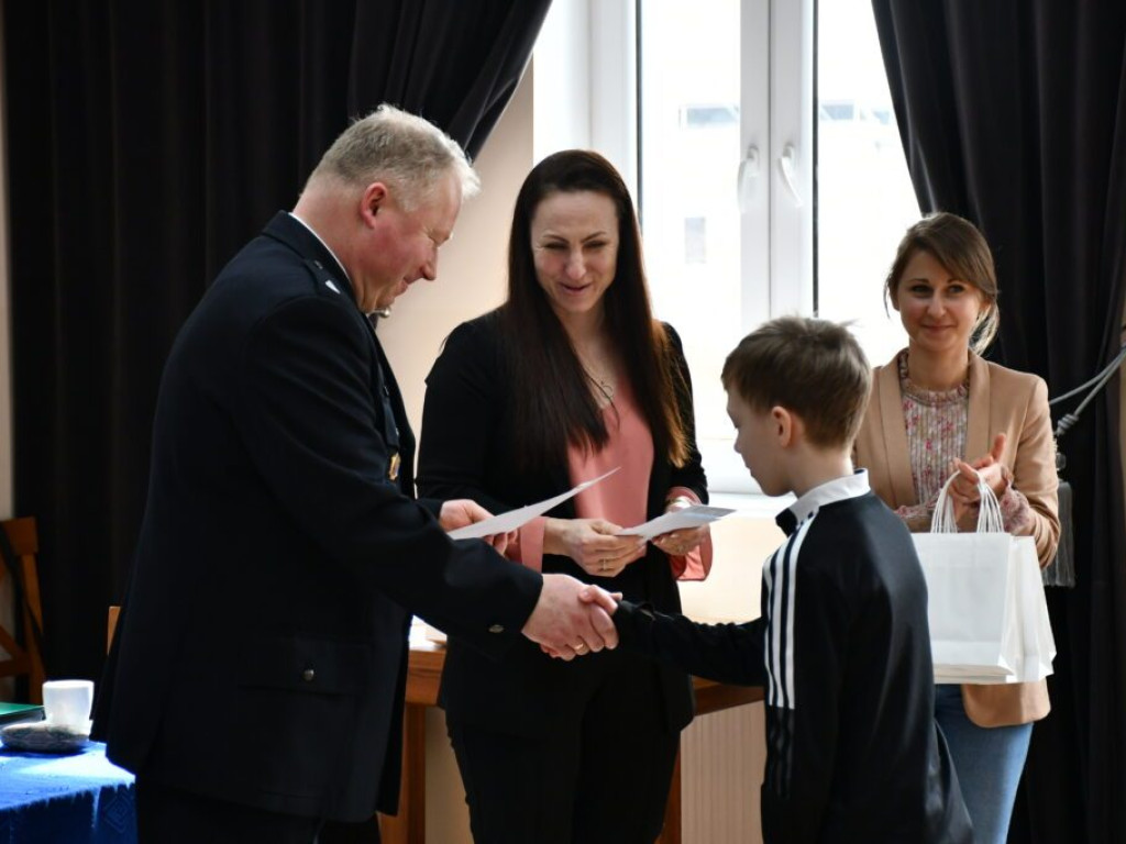 Młodzież zapobiega pożarom - turniej wiedzy pożarniczej