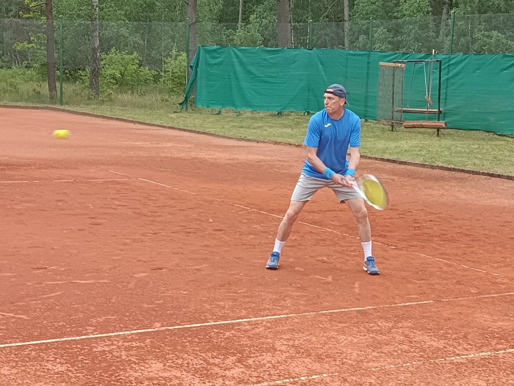 Zapragnęli rywalizacji na wzór ligowych rozgrywek. Mają za sobą już 2619 meczów. 5238 zużytych piłek, a w rankingu 74 graczy - Liga Tenisa Ziemnego w Czarnem, Robert Kotys, wywiad