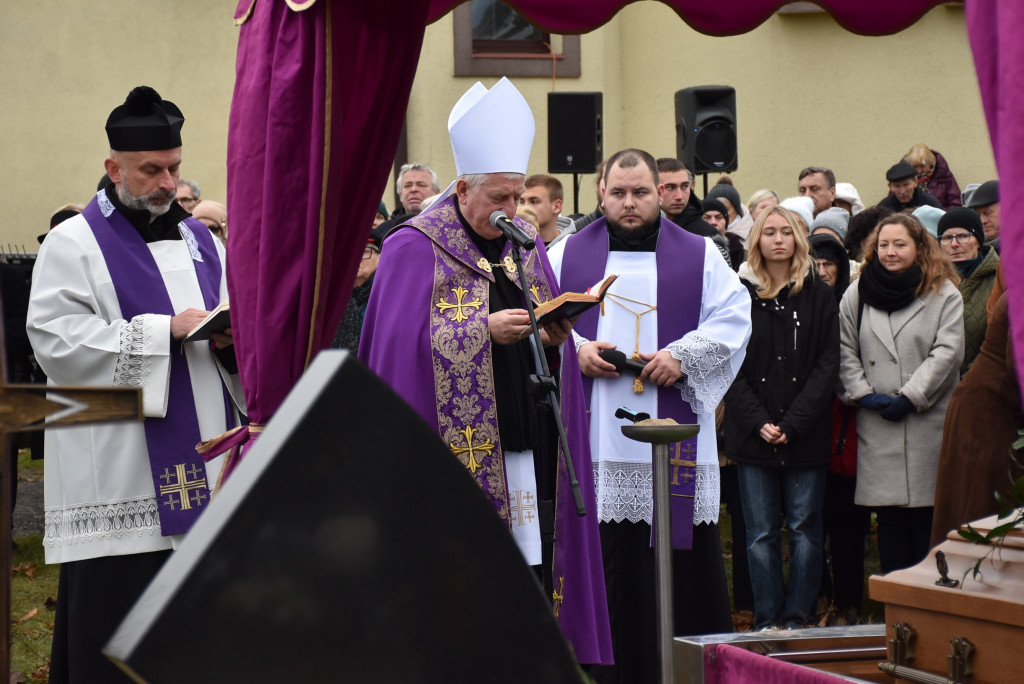 Wspólnota parafialna pożegnała proboszcza