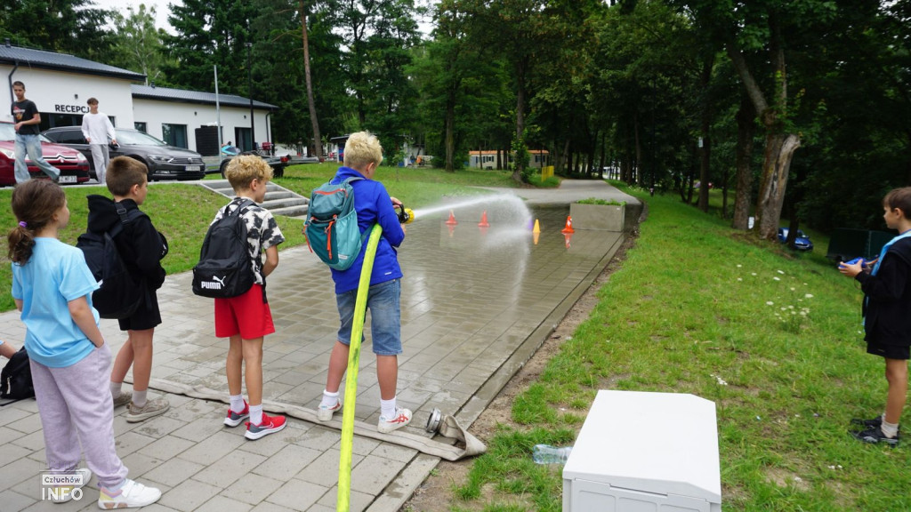 Bezpieczne Wakacje na plaży w Człuchowie