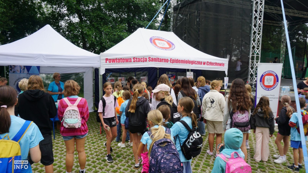 Bezpieczne Wakacje na plaży w Człuchowie