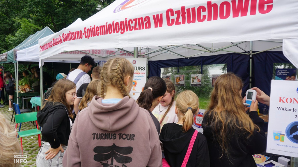 Bezpieczne Wakacje na plaży w Człuchowie