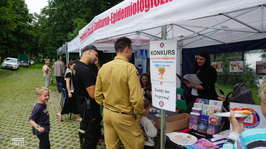 Bezpieczne Wakacje na plaży w Człuchowie