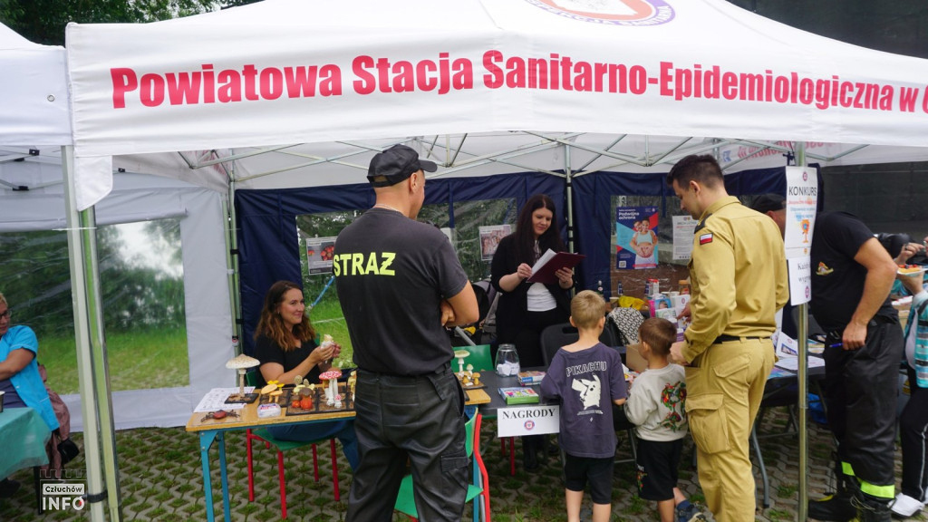 Bezpieczne Wakacje na plaży w Człuchowie
