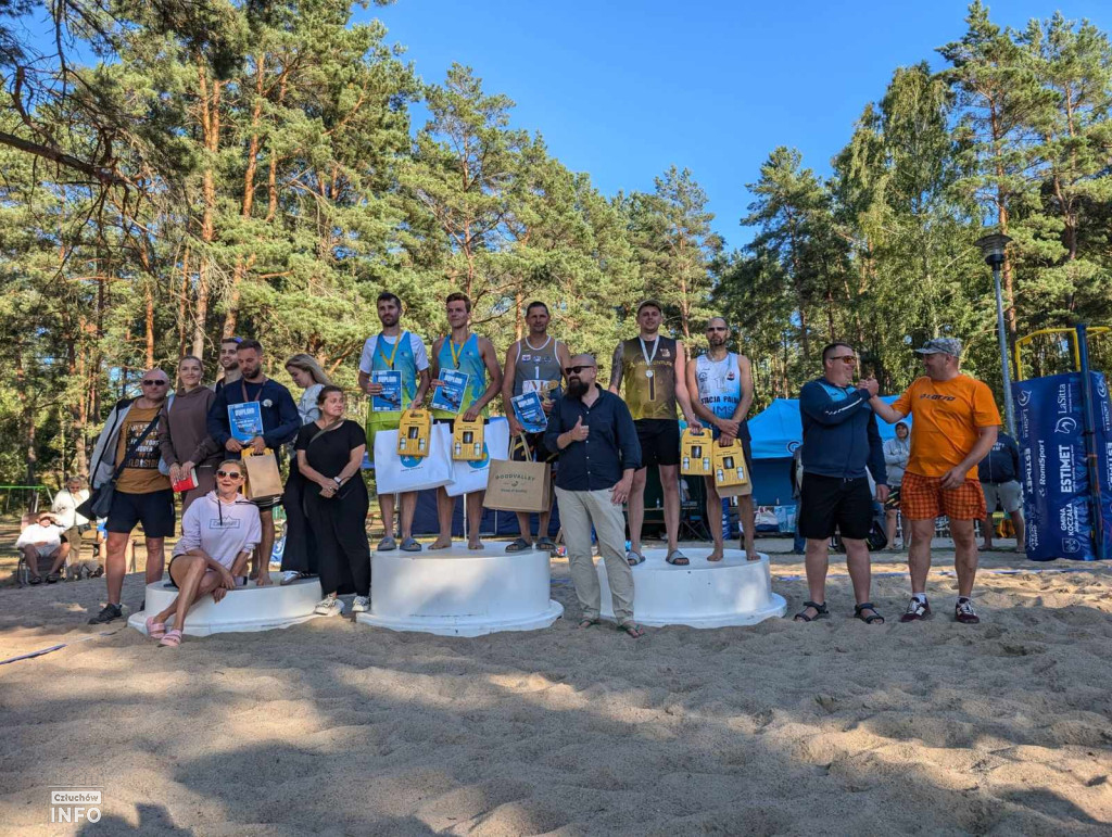 Turniej siatkówki plażowej w Koczale – zdjęcia