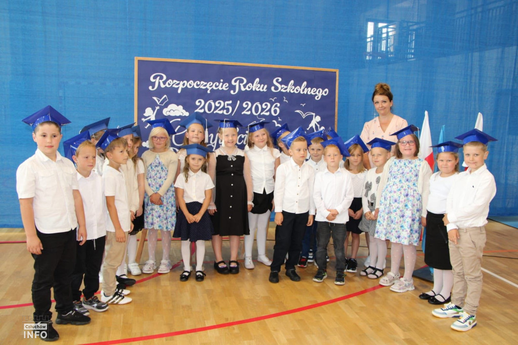 Rozpoczęcie roku szkolnego w Przechlewie – zdjęcia