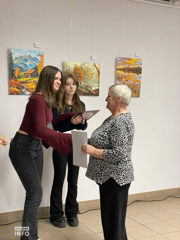 „Moc Pokoleń” w bibliotece w Człuchowie – zdjęcia