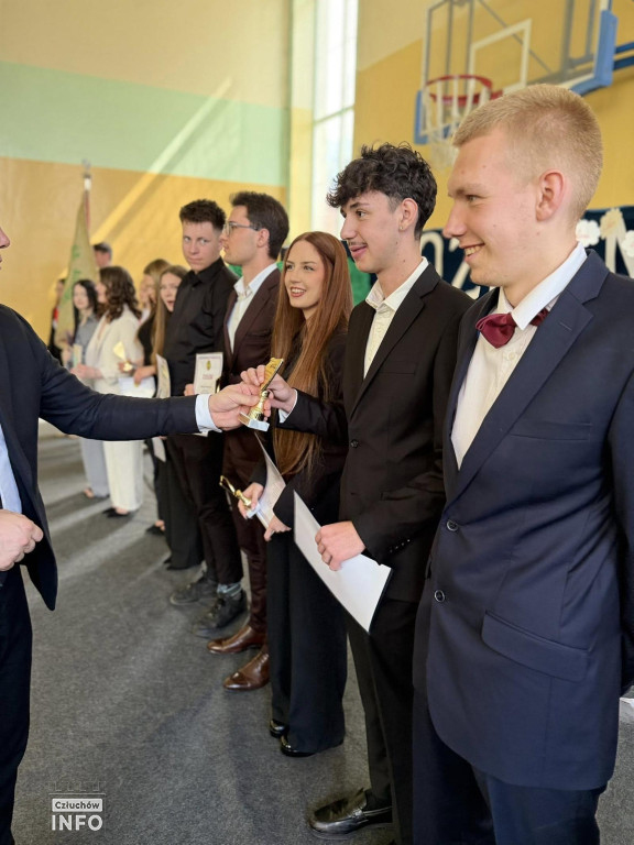 Pożegnanie maturzystów 2026 – zdjęcia