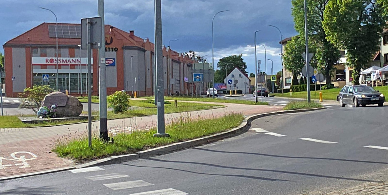 Źródło własne