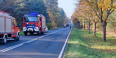 Kolizja na trasie Gwieździn - Rzeczenica. Doszło do dachowania pojazdu-3522