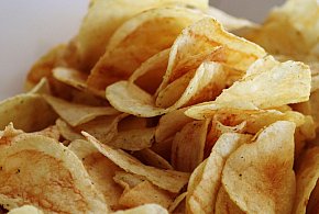 Chipsy Lay’s znikają z półek. W tej partii wykryto niebezpieczne substancje-5241