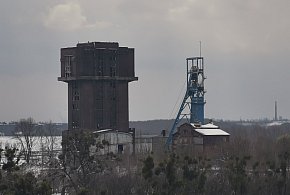 Pięcioletnie urlopy i nawet 170 tys. zł odprawy. Zmiany dla dużej grupy-5926