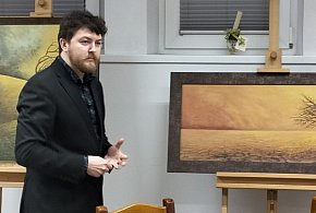 Spotkanie z Kamilem Jerzykiem i wystawa „Protouniwersalizm”