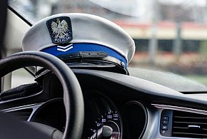 Driftował BMW po ruszeniu spod świateł. Stracił prawo jazdy
