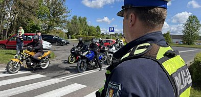 Policja na motocyklach zabezpieczyła start sezonu w powiecie człuchowskim