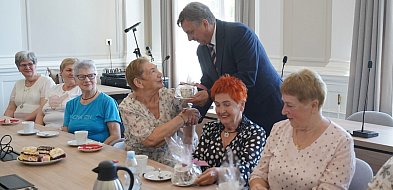 Rekordowa liczba wnucząt w urzędzie. Szesnaście mam świętowało Dzień Matki