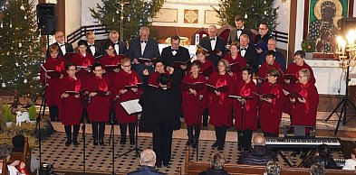 Kolędowanie w Debrznie. Koncert w kościele 18 stycznia