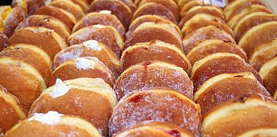 Tyle pączków zjadają Polacy. Tłusty czwartek bez hamulców