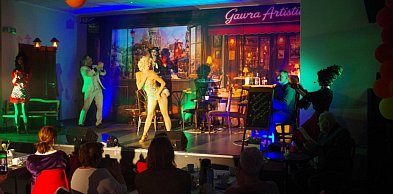 Spektakl inspirowany Edith Piaf w Przechlewie. Muzyczna podróż do Paryża