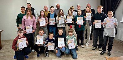 Młodzież rywalizowała w turnieju wiedzy pożarniczej