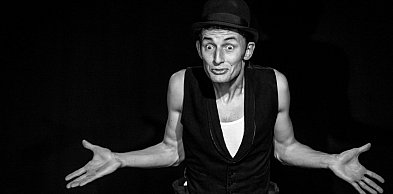 „Być jak Charlie Chaplin” w Człuchowie. Teatr i film w jednym wydarzeniu