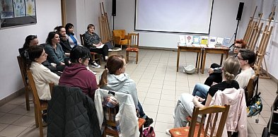 Spotkanie grupy wsparcia dla rodziców dzieci neuroróżnorodnych