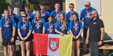 Mistrzowie Polski wrócili do Człuchowa. Smocze łodzie znów z medalami