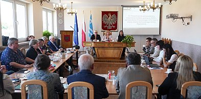 Ponad 9 mln zł na inwestycje. Wójt Rzeczenicy z absolutorium