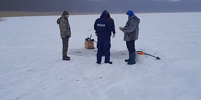 Policja i straż rybacka kontrolowały jeziora w powiecie człuchowskim