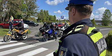 Policja na motocyklach zabezpieczyła start sezonu w powiecie człuchowskim