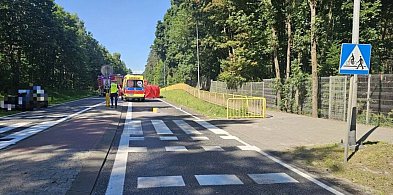 Nie żyje rowerzysta potrącony na DK22. Ruch odbywa się wahadłowo