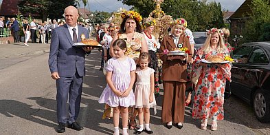 Dożynki Gminne w Starym Gronowie pełne tradycji i muzyki - zdjęcia-5859
