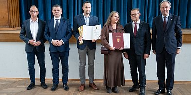 Zagroda ze Strzeczony z wyróżnieniem w konkursie-6236