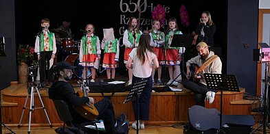 100 dzieci w projekcie kulturalnym w Rzeczenicy