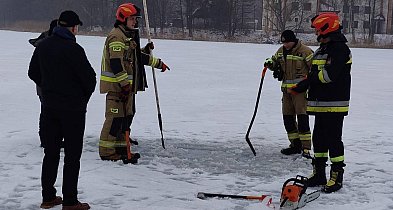 Trwają prace na jeziorach i obowiązuje zakaz wchodzenia na lód