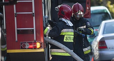 Tragiczny pożar budynku mieszkalnego w Czarnem. Jedna osoba poniosła śmierć