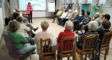 Pierwsze spotkanie grupy wzajemnego wsparcia „Wzajemni” w bibliotece