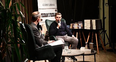 Spotkanie autorskie z Arkadiuszem Lewenko przyciągnęło mieszkańców