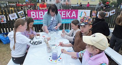 Deszcz im niestraszny. Piknik biblioteki zmienia lokalizację