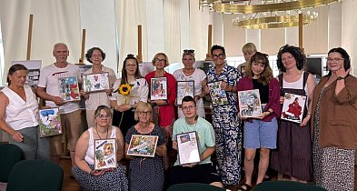 „Kawa i kolaż” przyciągnęły mieszkanki Człuchowa na zamek