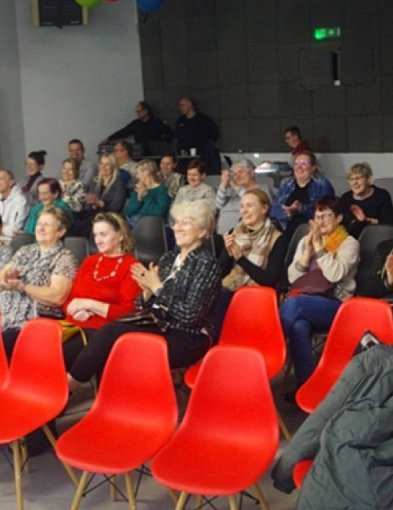 Walentynki w Przechlewie. Kabaret z Konopi rozbawił publiczność do łez