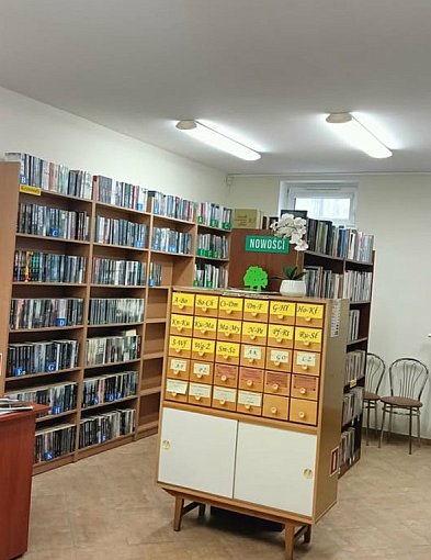 Biblioteka w Polnicy zmieniła siedzibę. Dlaczego i gdzie teraz działa?