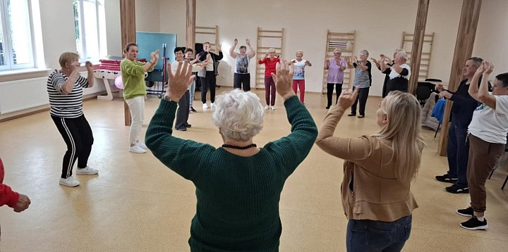 Seniorzy z Gminy Czarne trenowali pamięć-6056