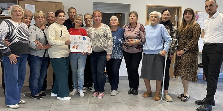 Seniorzy w Akcji na spotkaniu z fryzjerem-6119