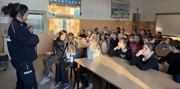 Profilaktyka policyjna w szkole w Wyczechach