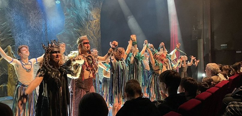 Podopieczni CWRiD obejrzeli musical „Kalyani” w Gdyni