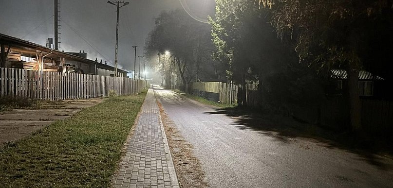 Nowe oświetlenie na drodze Bielsko–Tartak. Inwestycja zakończona