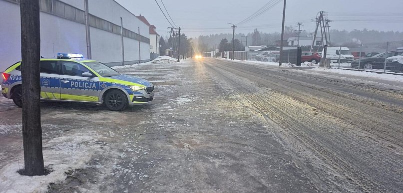 Policja ostrzega przed trudnymi warunkami na drodze